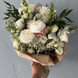 Flower arrangement Flower arrangement