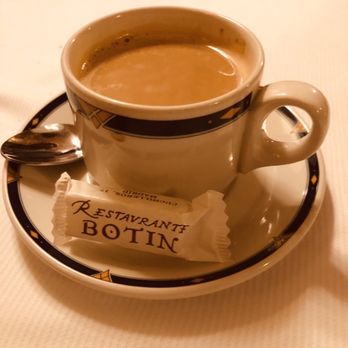 Botín - Cafe con leche - Spanish Near Me - Madrid, M