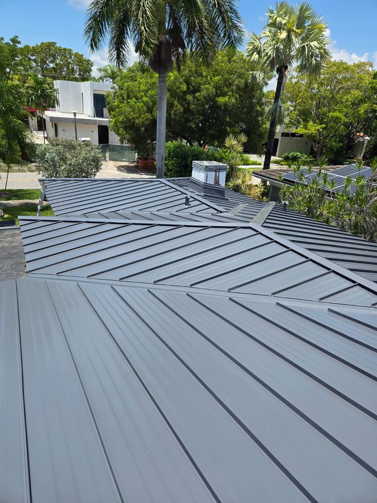 Slide of Kingsman Roofing