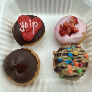 Donna's Delicious Dozen - Donuts Near Me - Columbus, Ohio Donna's Delicious Dozen - Donuts Near Me - Columbus, Ohio