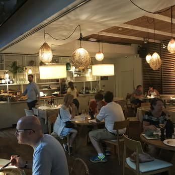 Luzia - Restaurant Interior - Breakfast & Brunch Near Me - Barcelona, B Luzia - Restaurant Interior - Breakfast & Brunch Near Me - Barcelona, B