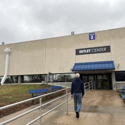 Goodwill Industries of Arkansas - Checking out the LR outlet
