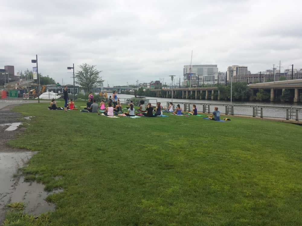 YOGA ON THE BANKS Updated September 2024 Schuylkill Banks