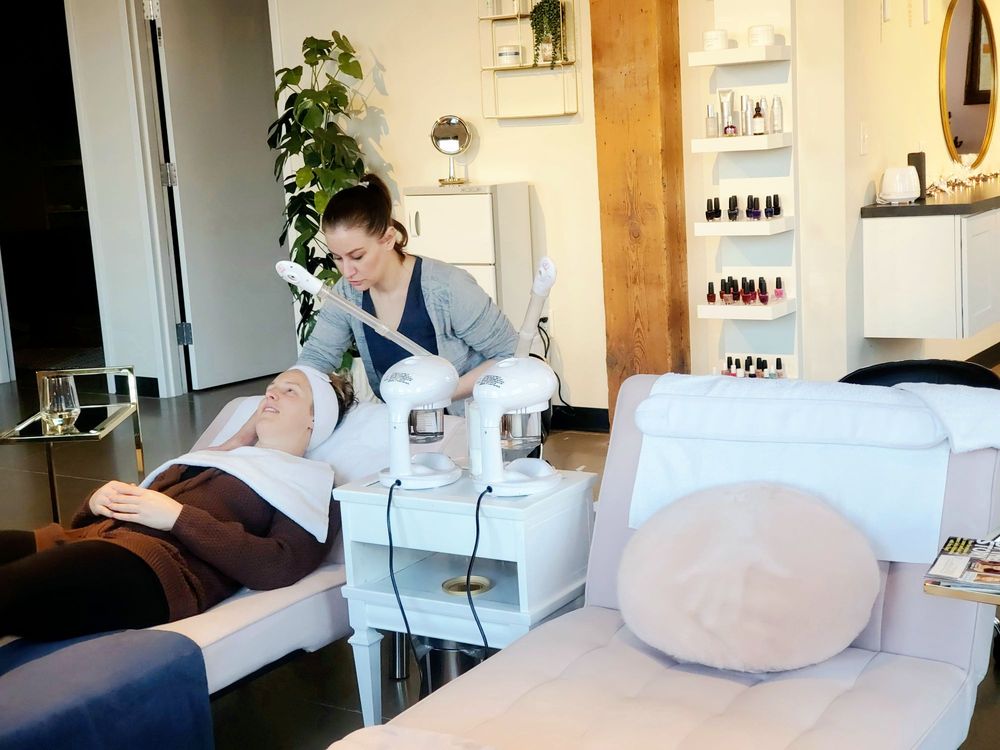 LEX FACIAL BAR & SPA 22 Photos & 17 Reviews 48 Logan St SW, Grand