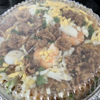 Trining's Bakery & Cafe - Pancit Palabok - Bakeries Near Me - San Diego, California