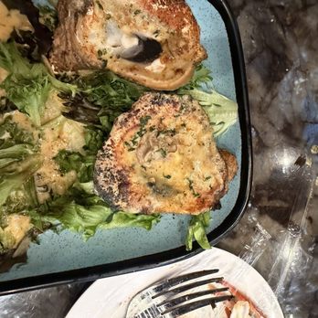 Blakes Oyster Bar - Bars Near Me - Atlanta, Georgia