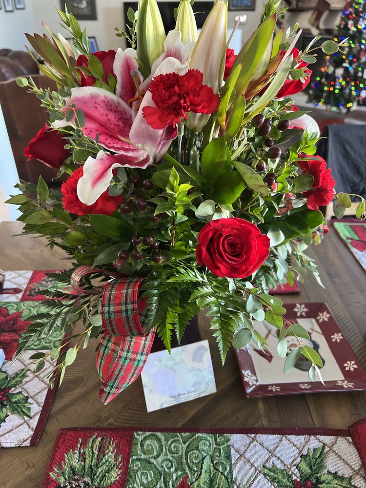 THE ROSE SHOP Updated September 2024 23 Photos & 23 Reviews 615