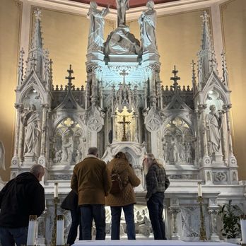 St Patrick's Parish - Altar - Churches Near Me - Fort Wayne, Indiana