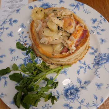Honey Salt - Shrimp and lobster - Canadian (New) Near Me - Vancouver, British Columbia