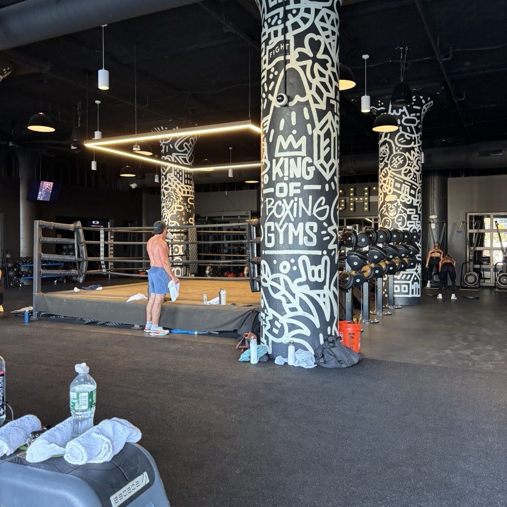 EverybodyFights - Boxing ring - Gyms Near Me - Boston, Massachusetts EverybodyFights - Boxing ring - Gyms Near Me - Boston, Massachusetts
