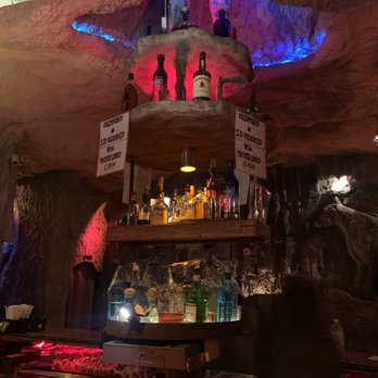La Caverna - New American Near Me - New York, New York