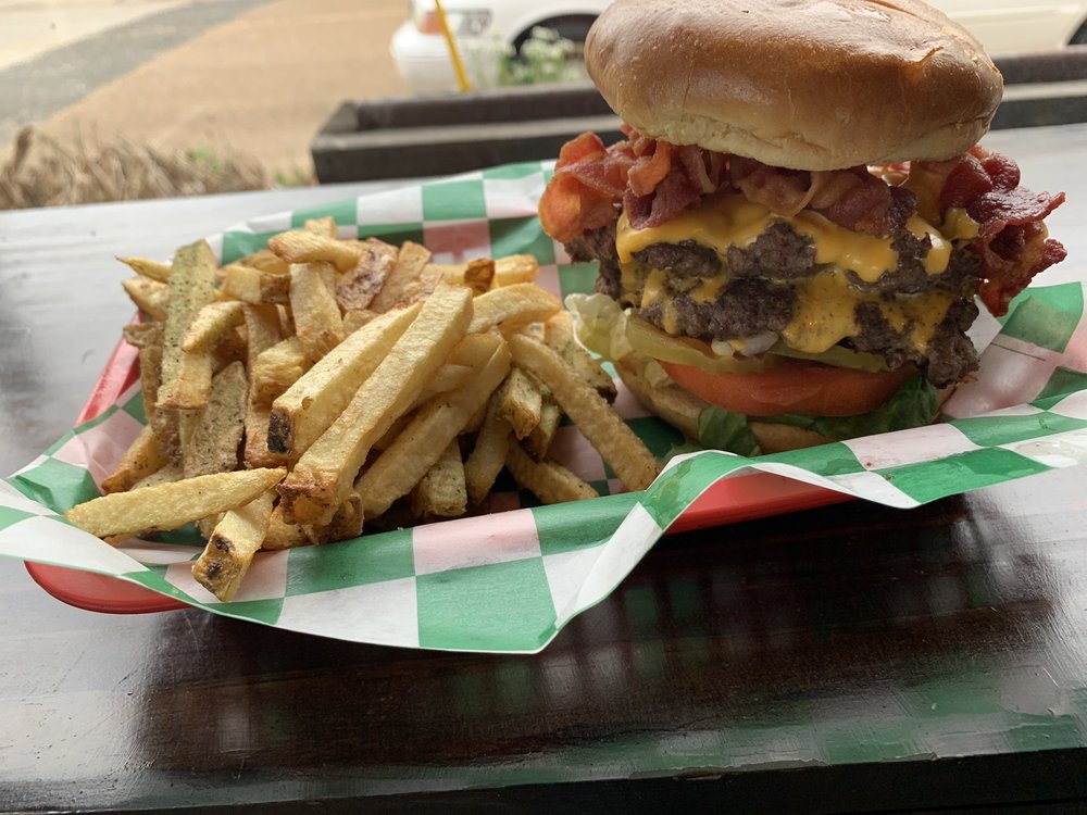 THE OLD GAS STATION BAR AND GRILL Updated October 2024 40 Photos