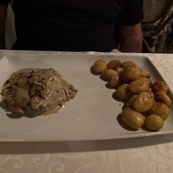 A' Curtiglia - Veal in a porchini mushroom sauce with roasted potatoes - Italian Near Me - Anacapri, NA