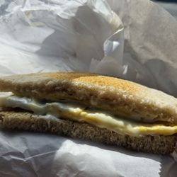 Mary's Lunch - Egg and cheese sandwich on rye