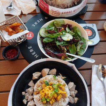 Pepper Lunch - Irvine Spectrum - Beef pepper rice, chicken pepper rice, fries, and salad. - Teppanyaki Near Me - Irvine, California