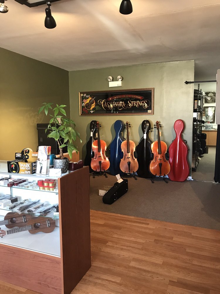 CASSANDRA STRINGS Updated August 2024 3409 Church St, Evanston