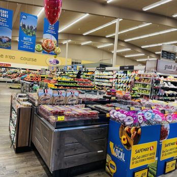 Safeway - Inside - Grocery Near Me - Redwood City, California Safeway - Inside - Grocery Near Me - Redwood City, California