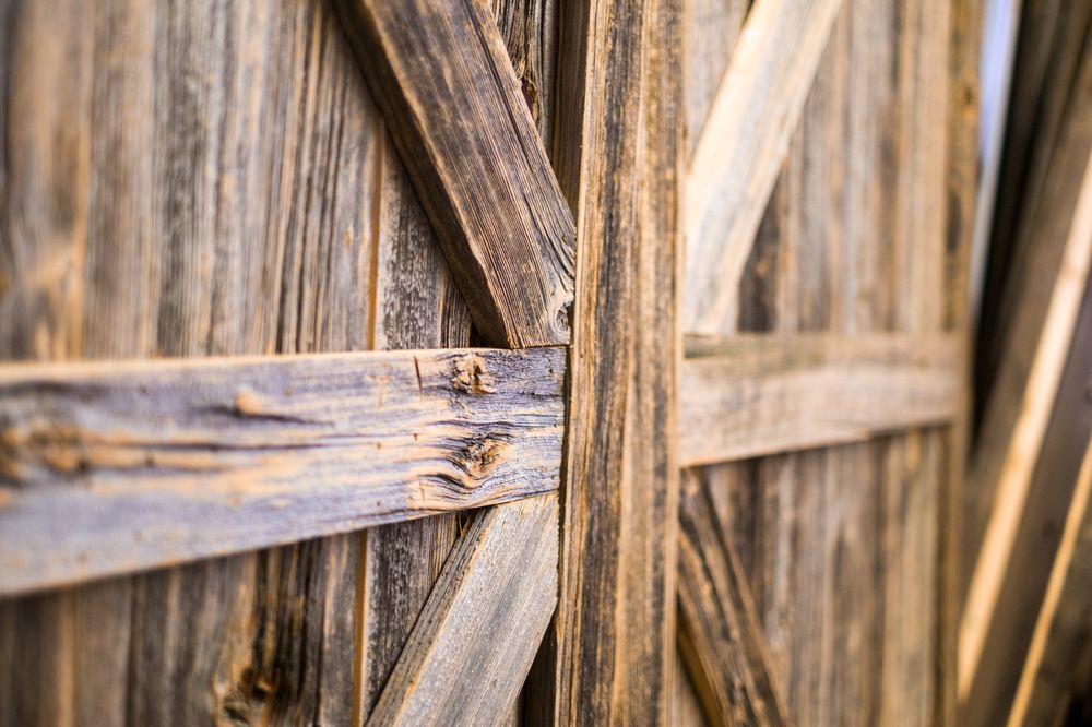 WILLOW CREEK BARN WOOD FURNITURE Updated September 2024 35 Photos