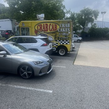 Crab Cab - food truck parking spot - Seafood Near Me - Alexandria, Virginia