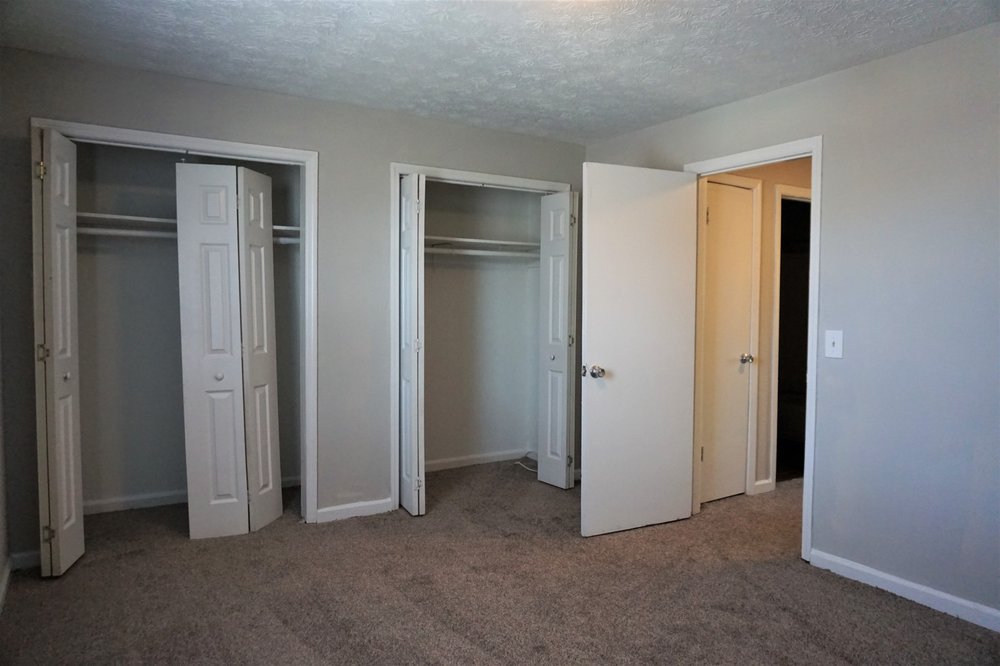 AVONDALE TOWNHOMES Updated September 2024 29 Photos 1055