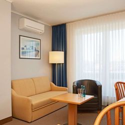 H+ Hotel Stade - Guest room