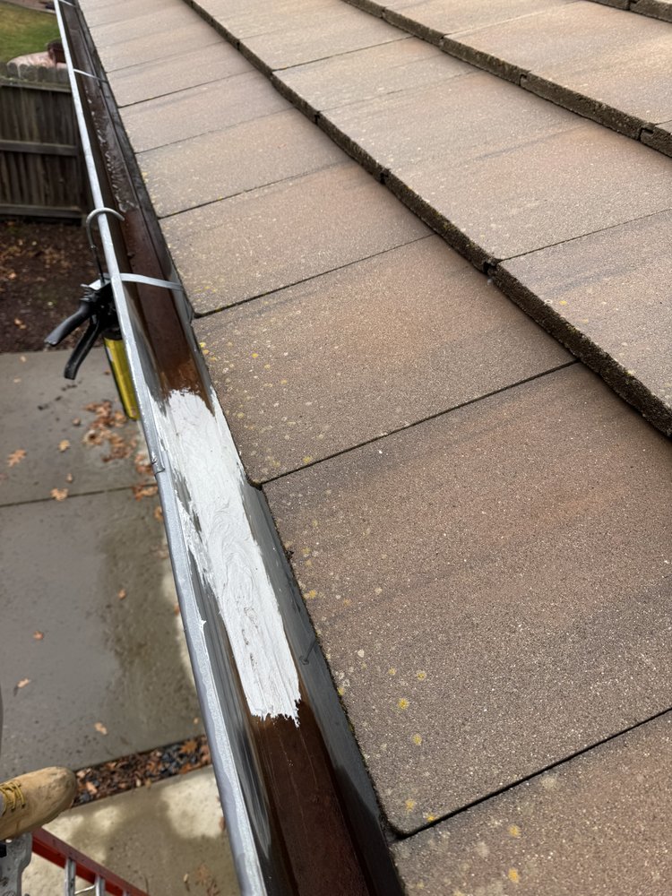 Slide of Roof Gutter Expert