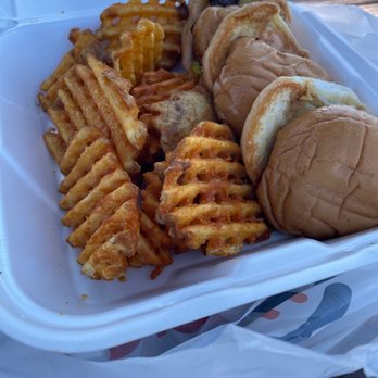 Smalls Sliders - 3 sliders and fries - Fast Food Near Me - Baton Rouge, Louisiana