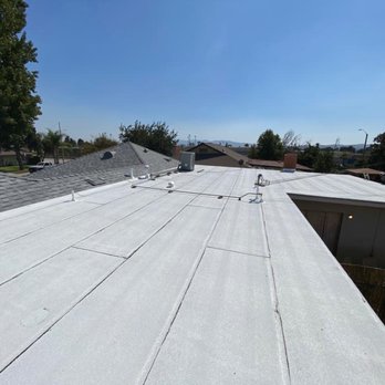 D.B Roofing - Roofing Near Me - Valley Village, California
