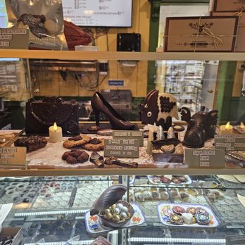 Chokaico Craft Chocolate - What an amazing display of talent and deliciousness - Chocolatiers & Shops Near Me - Avon, Connecticut Chokaico Craft Chocolate - What an amazing display of talent and deliciousness - Chocolatiers & Shops Near Me - Avon, Connecticut