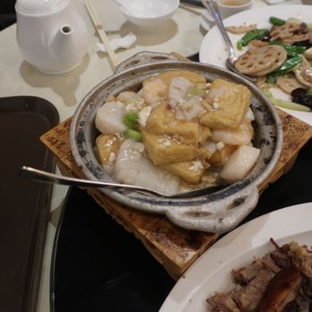 Seafood Palace - Seafood casserole. - Dim Sum Near Me - Richmond Hill, Ontario Seafood Palace - Seafood casserole. - Dim Sum Near Me - Richmond Hill, Ontario