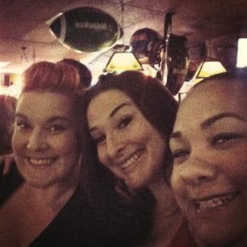 Fred's Place - Karaoke Night - Dive Bars Near Me - Mountain View, California