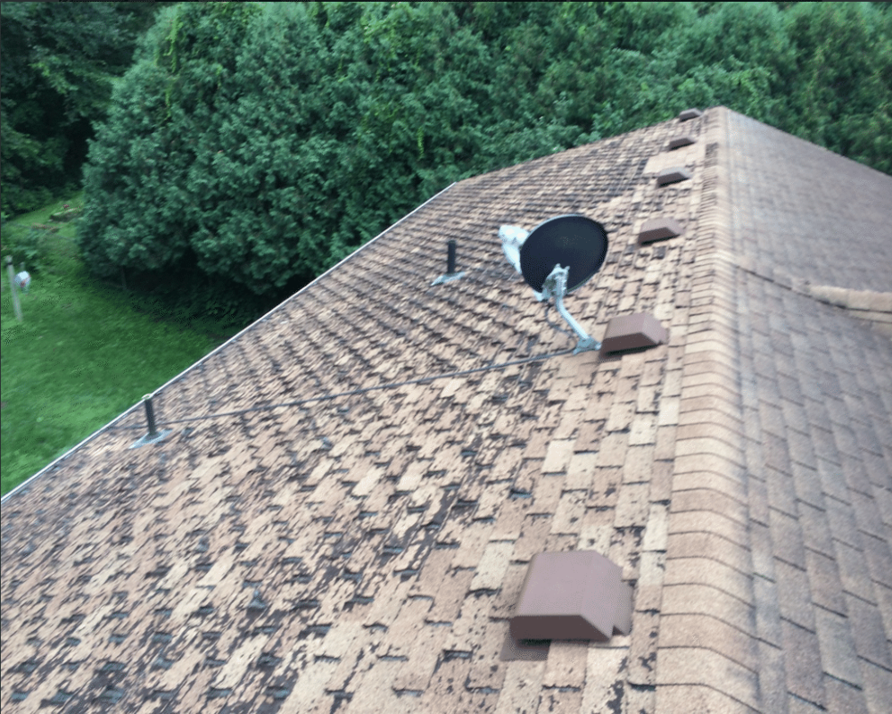 Slide of Star Roofing Malibu
