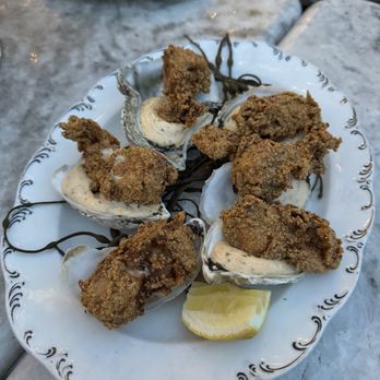 Loch Bar - Fried Oysters - Seafood Near Me - Baltimore, Maryland