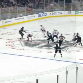 Los Angeles Kings - Fun night at the Staples Center watching the Los Angeles Kings. - Professional Sports Teams Near Me - Los Angeles, California Los Angeles Kings - Fun night at the Staples Center watching the Los Angeles Kings. - Professional Sports Teams Near Me - Los Angeles, California