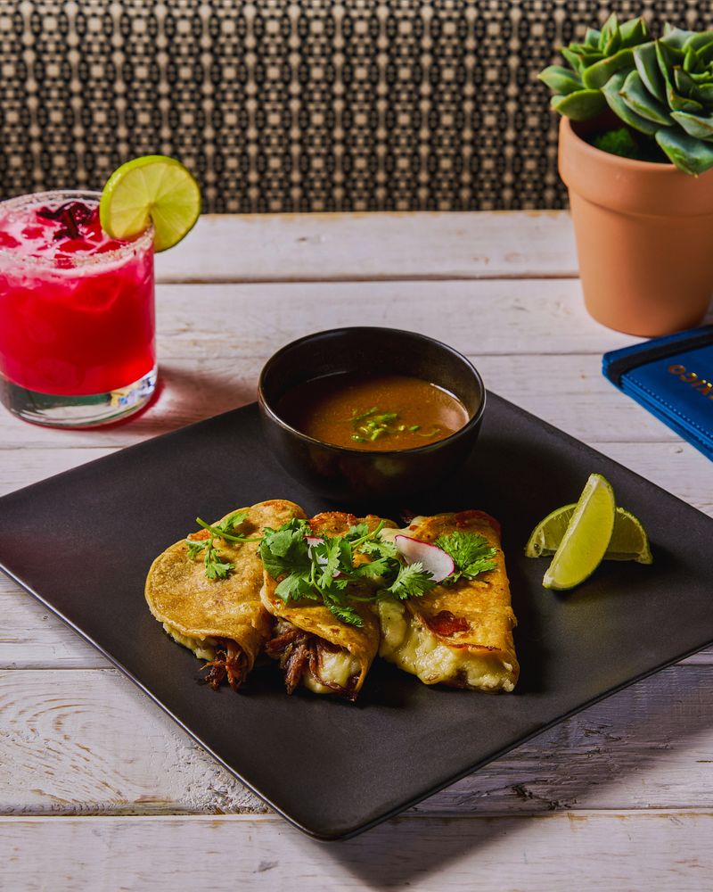 AZTA TAQUERIA Updated September 2024 25 Photos 20 Allee De