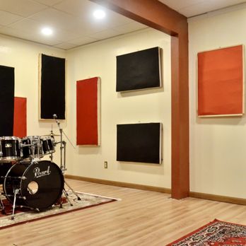 Breakthrough Sounds Recording Studio - Breakthrough Sounds - Cleveland Recording Studio - Studio A - Recording & Rehearsal Studios Near Me - Cleveland, Ohio Breakthrough Sounds Recording Studio - Breakthrough Sounds - Cleveland Recording Studio - Studio A - Recording & Rehearsal Studios Near Me - Cleveland, Ohio