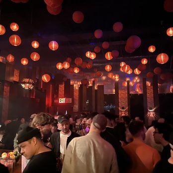 MELODY LOUNGE - Updated July 2025 - 250 Photos & 270 Reviews