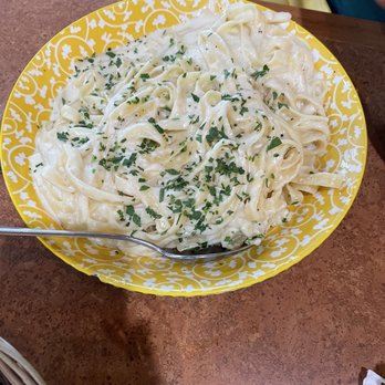Il limone - Fettuccine Alfredo - Pizza Near Me - Liverpool, New York Il limone - Fettuccine Alfredo - Pizza Near Me - Liverpool, New York