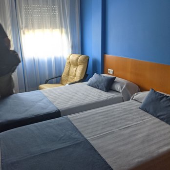 Hotel Aitana - Basic and clean - Hotels Near Me - Irun, SS