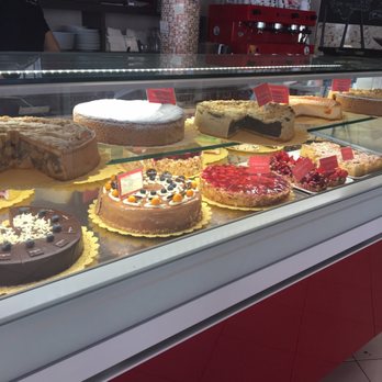 Cafe Schwarzwald - Yammmmi - Cafeteria Near Me - Peguera, PM