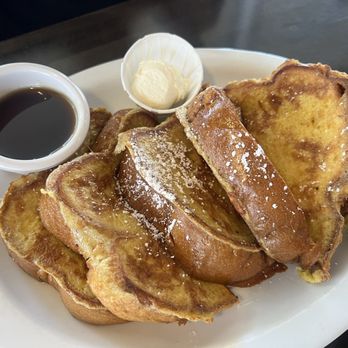 Country Harvest - Camarillo - French toast - Breakfast & Brunch Near Me - Camarillo, California