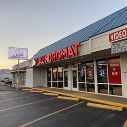 Suds Laundromat