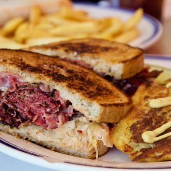 Abe's Kosher Delicatessen & Restaurant - Corned beef Reuben w/ knish =) - Delis Near Me - Scranton, Pennsylvania Abe's Kosher Delicatessen & Restaurant - Corned beef Reuben w/ knish =) - Delis Near Me - Scranton, Pennsylvania
