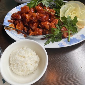 Songbird - Our Famous General Tso Chicken - Cocktail Bars Near Me - Fairfax, Virginia Songbird - Our Famous General Tso Chicken - Cocktail Bars Near Me - Fairfax, Virginia