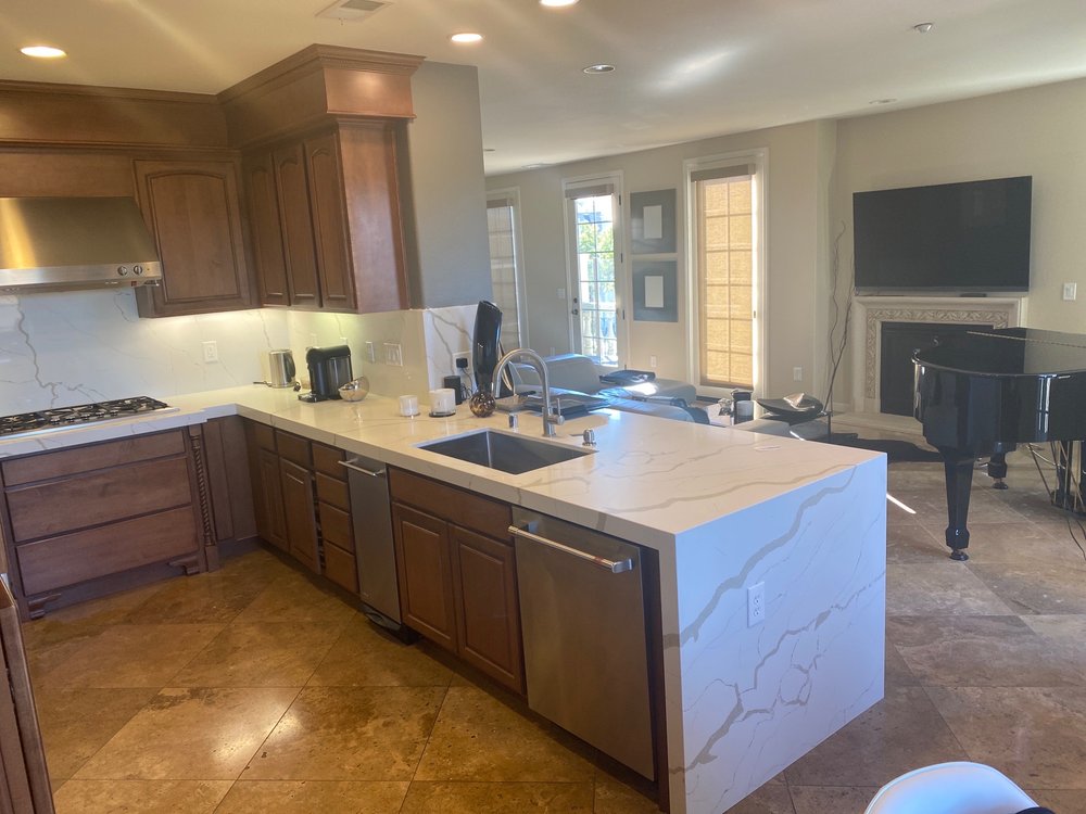 Slide of Everlast Construction