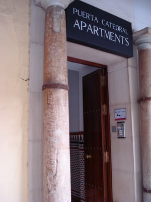 Puerta Catedral Suites by null