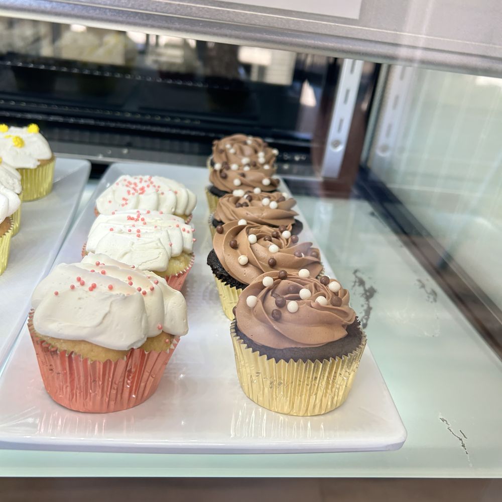 Whisk & Paddle Bakeshop - Bakeries Near Me - Gilbert, Arizona Whisk & Paddle Bakeshop - Bakeries Near Me - Gilbert, Arizona