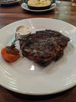 E3 Chophouse by null