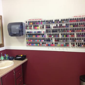 Le Nails Spa - Nail Salons Near Me - Southfield, Michigan