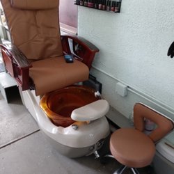 Pampered Day Salon - We offer wonderful Pedicures!